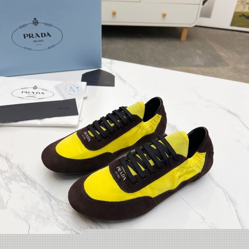 Pra*a casual shoes